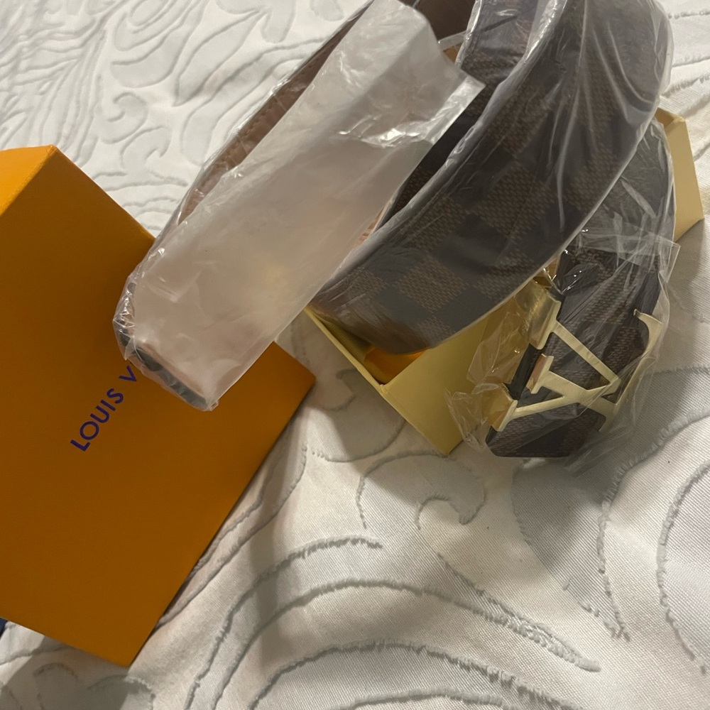 Chic Green Halter Top - Picture 3 of 5